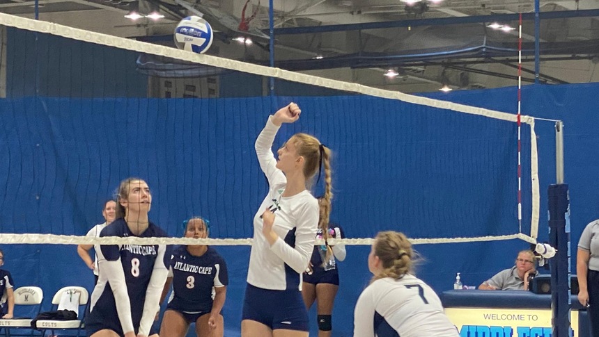 ATLANTIC CAPE SWEEPS MIDDLESEX WOMEN'S VOLLEYBALL, 3-0
