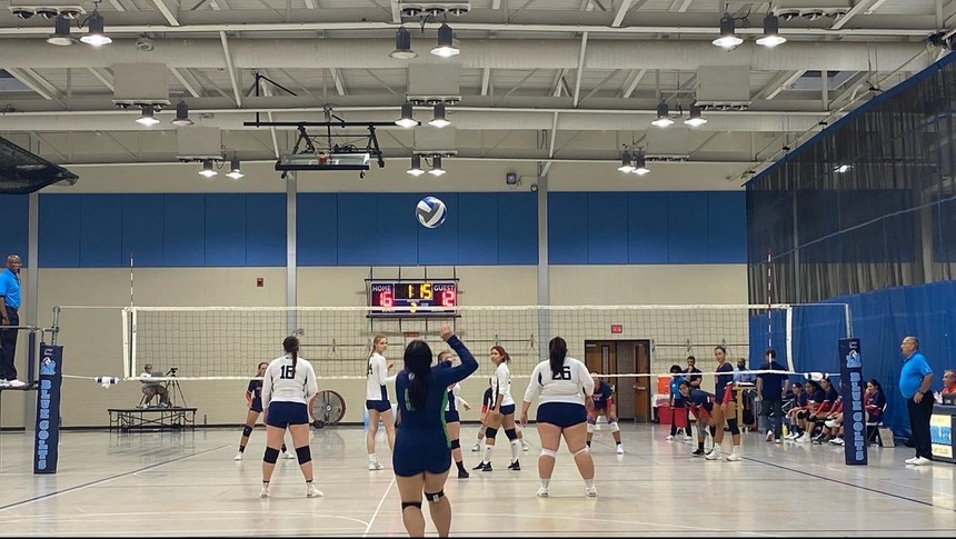 MIDDLESEX COLLEGE WOMENS VOLLEYBALL FALLS IN FIVE SETS TO UNION